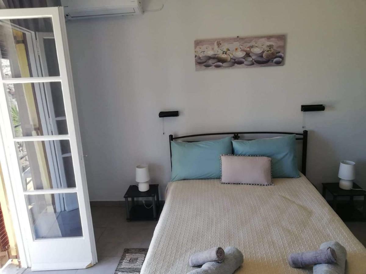 Issos Apartments Agios Georgios  Bagian luar foto
