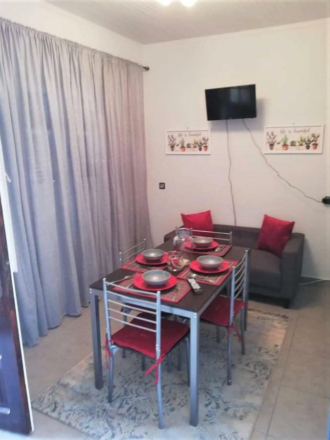 Issos Apartments Agios Georgios  Bagian luar foto